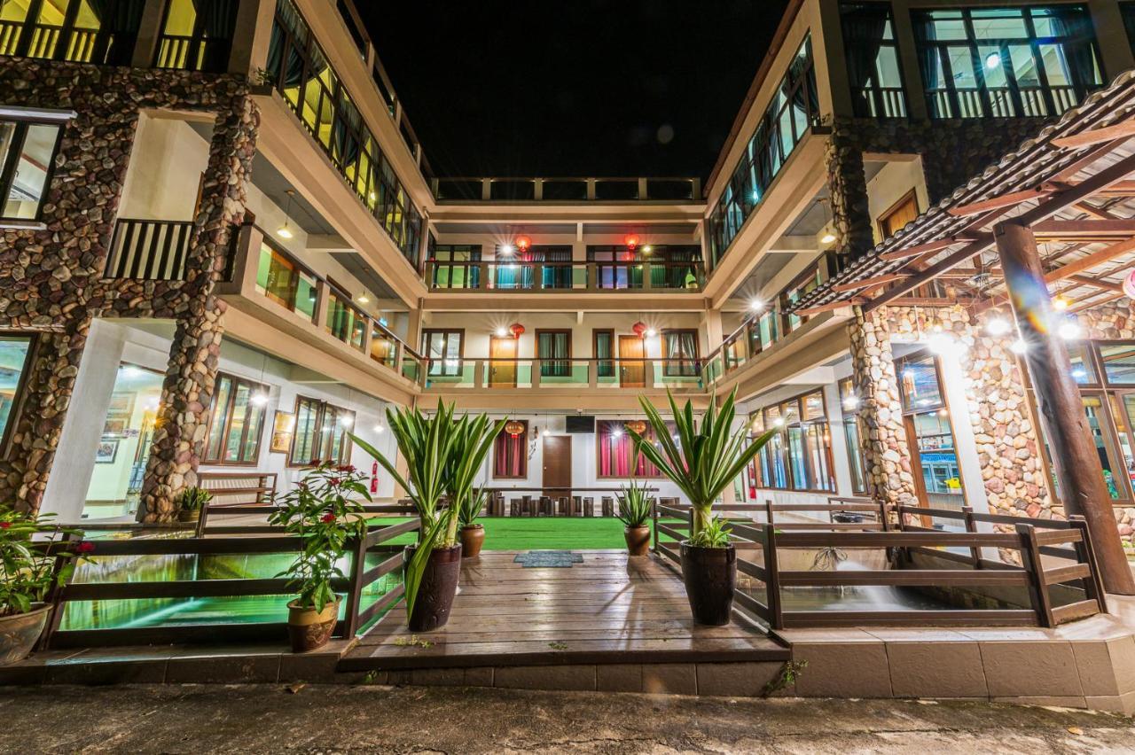 Bentong Eco Wellness Resort 14Room 69Pax By Verano Homestay Eksteriør billede